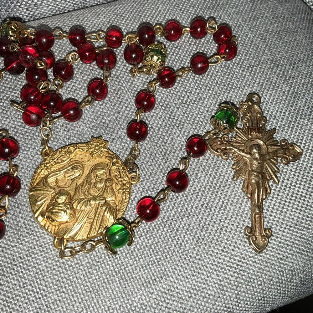 Vintage Red and Green Holy Family Catholic Rosary Christmas Nativity Gold Mary